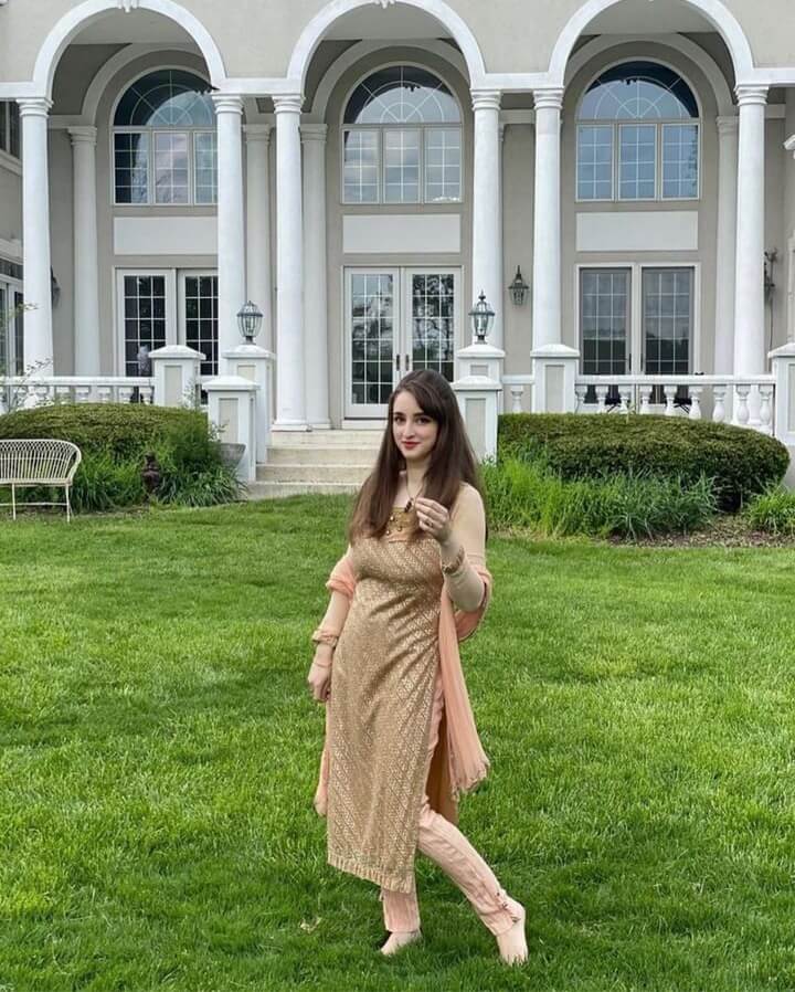ladkiyon ki photo