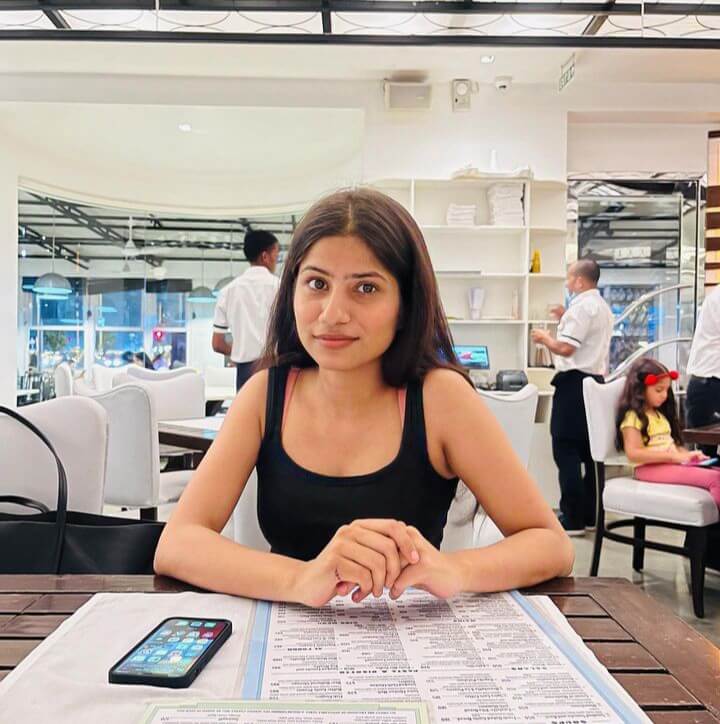 ladkiyon ki photo