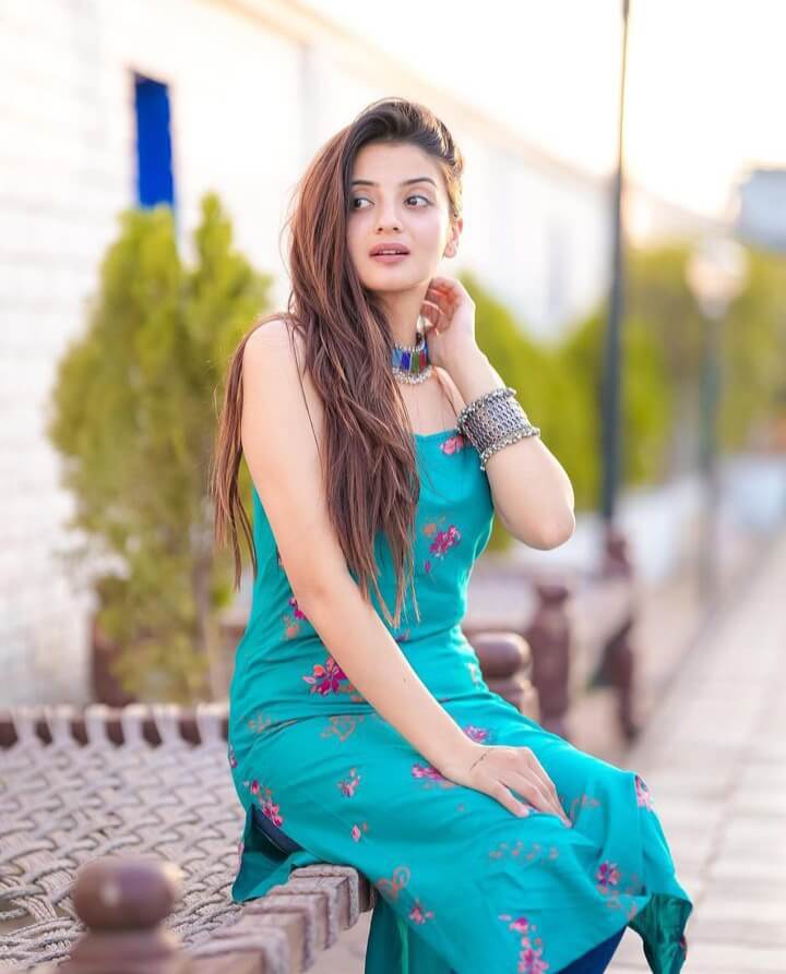 ladkiyon ki photo