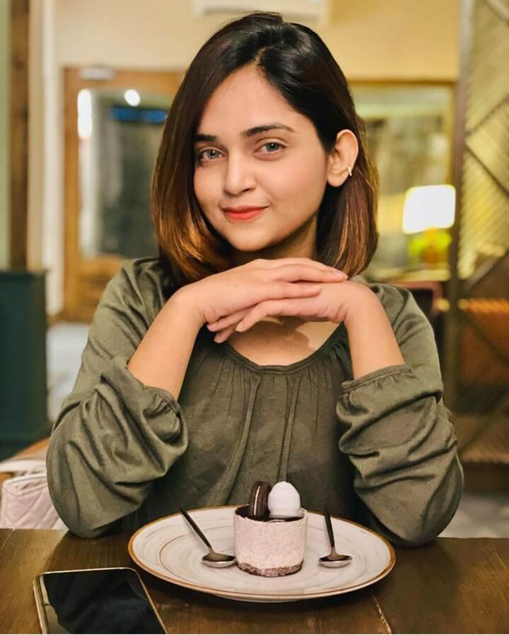 ladkiyon ki photo