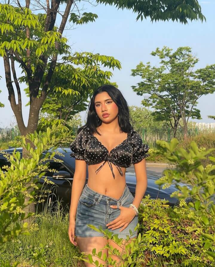 Ladkiyon Ki Photo