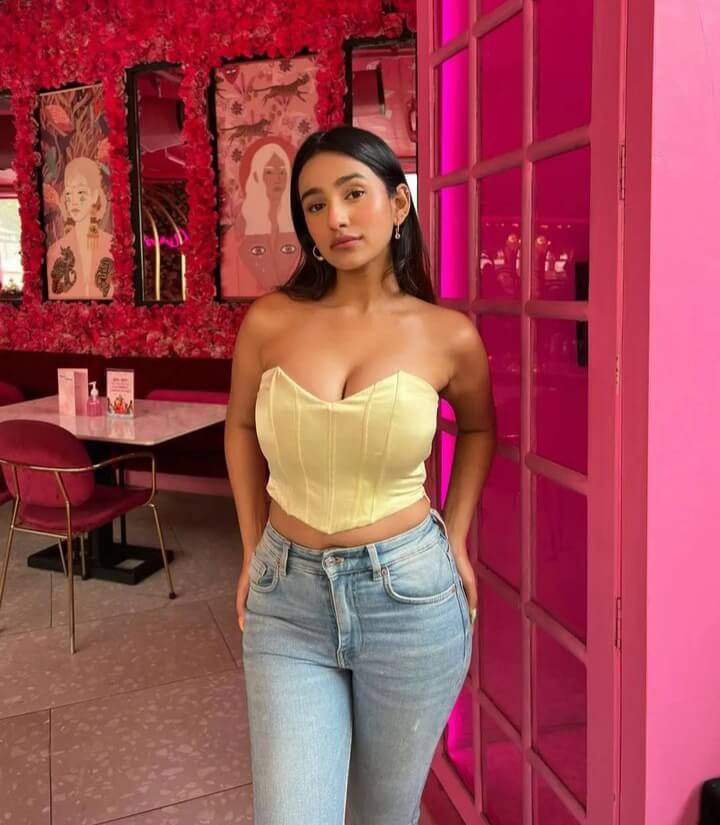 ladkiyon ki photo
